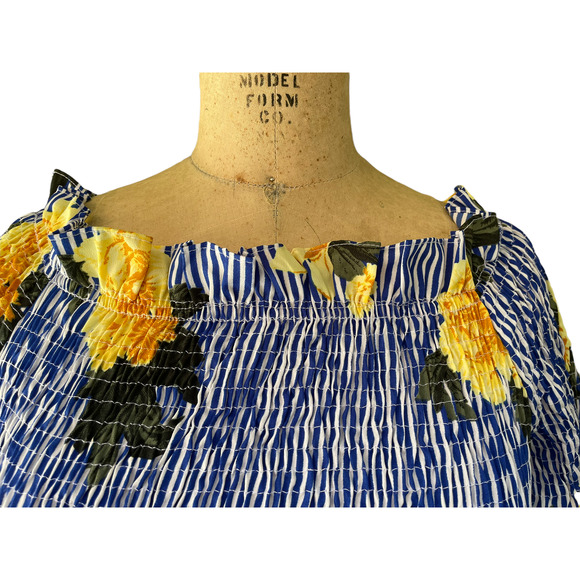 Speed Limit Women's Smocked Floral Striped Cropped Blouse Bell Sleeve L - Picture 4 of 8